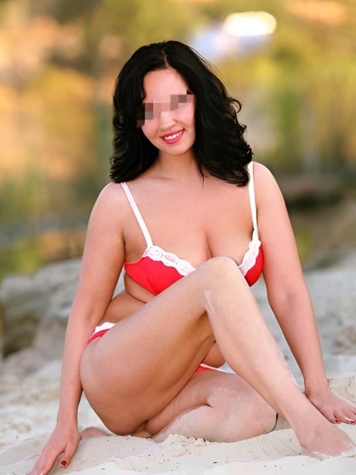 Регина привлекальеная девушка из Кунгур цена от 4000 руб