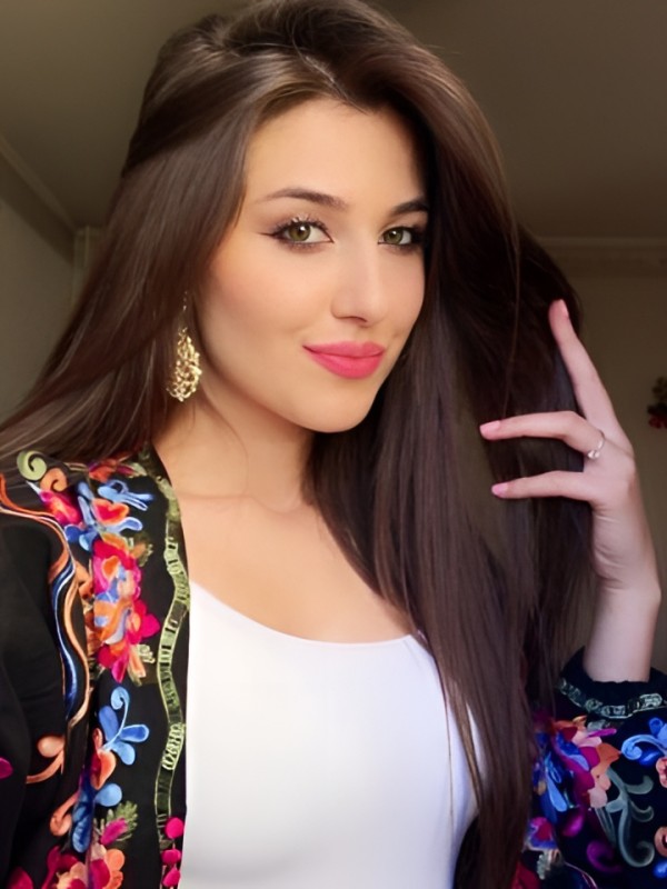 Алиана привлекательная девушка из Кунгур цена от 2500 руб