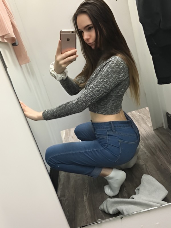 Нелли привлекательная девушка из Кунгур цена от 1500 руб