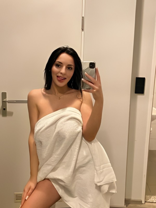 Вероника привлекательная девушка из Кунгур цена от 3000 руб