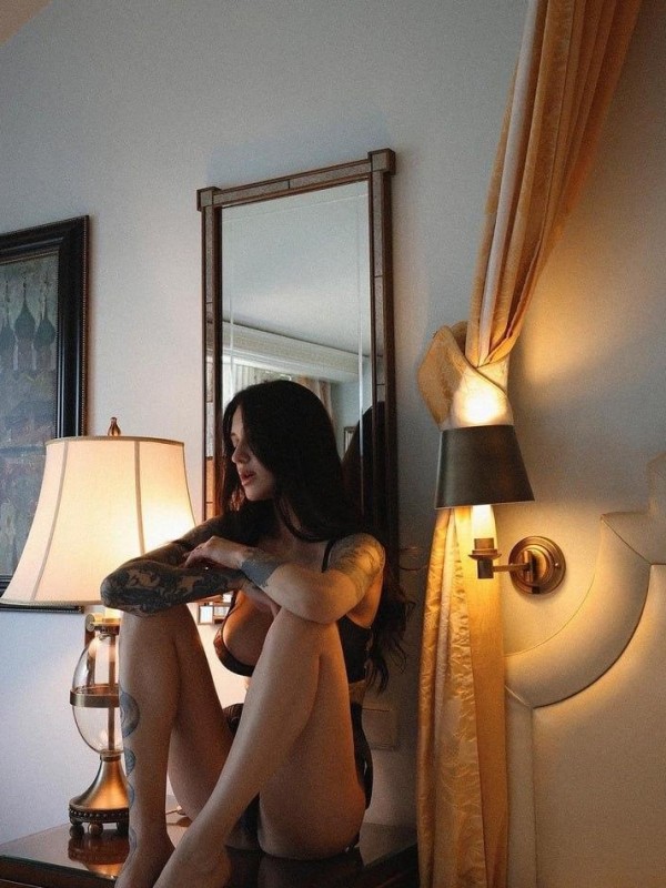 Полина привлекательная девушка из Кунгур цена от 6000 руб